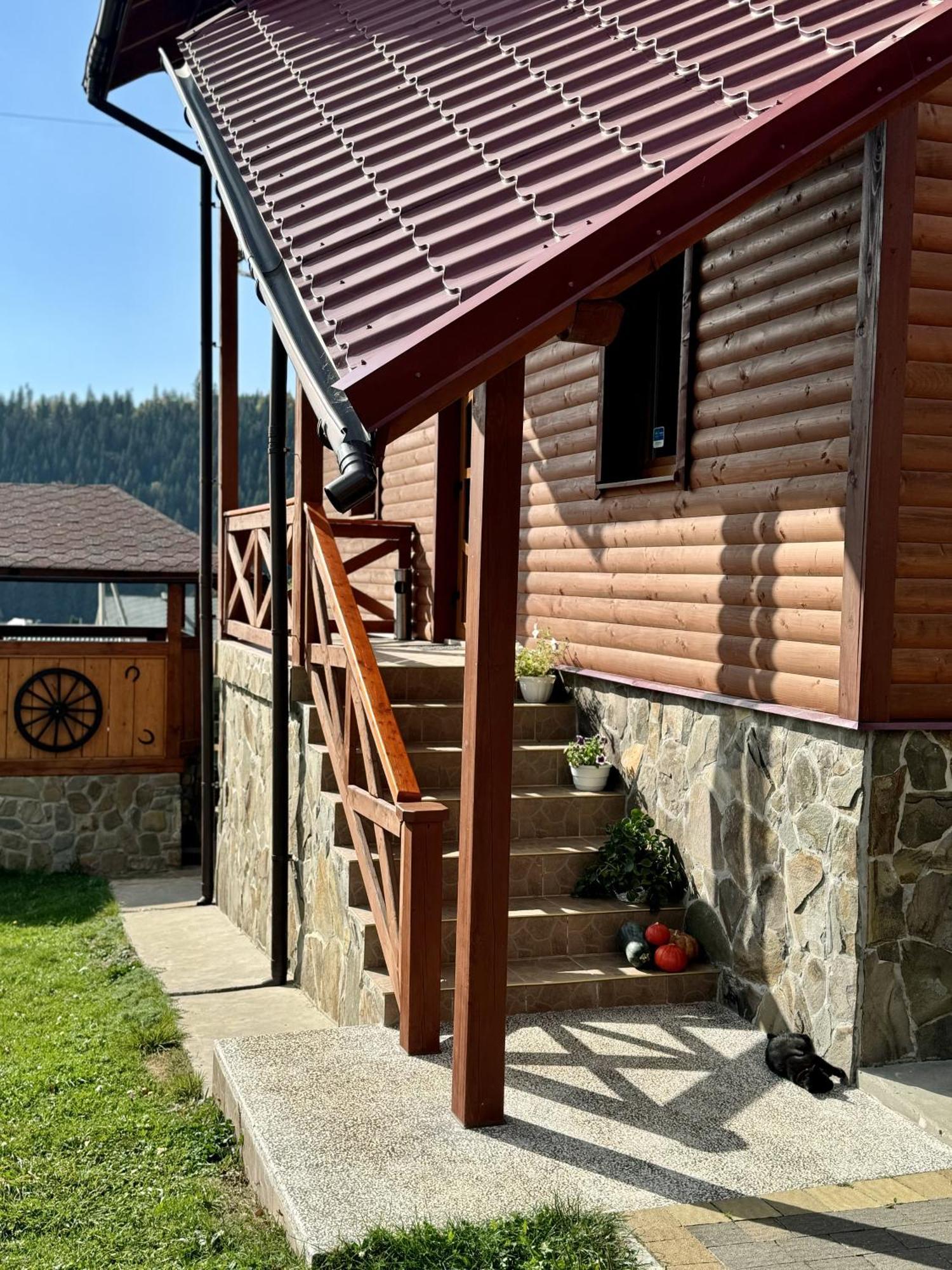Aura Karpat Hotell Bukovel Eksteriør bilde