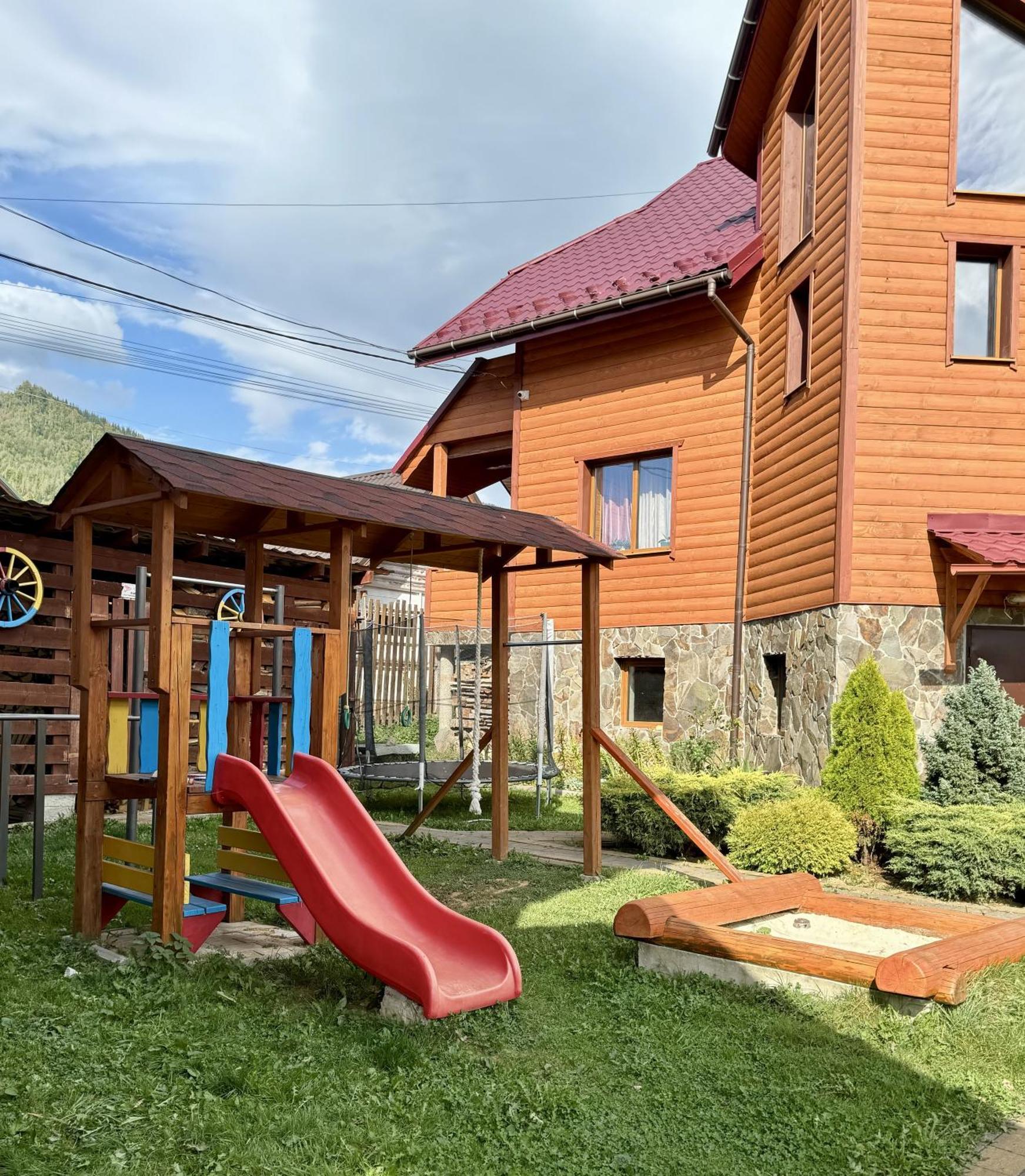 Aura Karpat Hotell Bukovel Eksteriør bilde