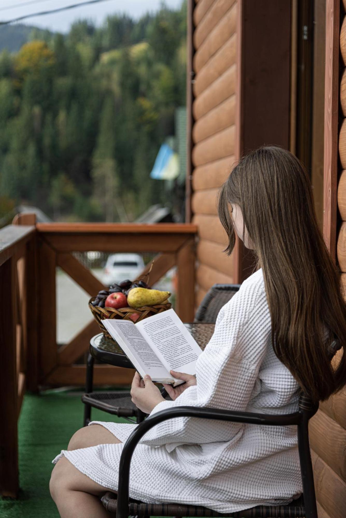 Aura Karpat Hotell Bukovel Eksteriør bilde
